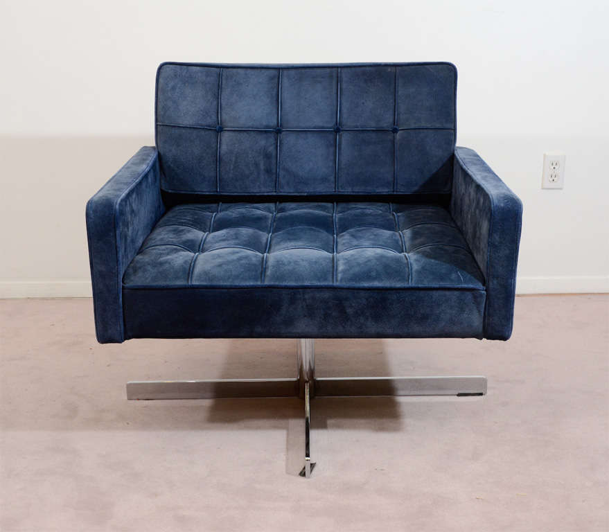 Pair Of Mid Century Lounge Chairs In Original Tufted Blue Suede At A Pair Of Large Swivel Chairs With Steel Bases And Original Blue Suede Tufted Upholstery