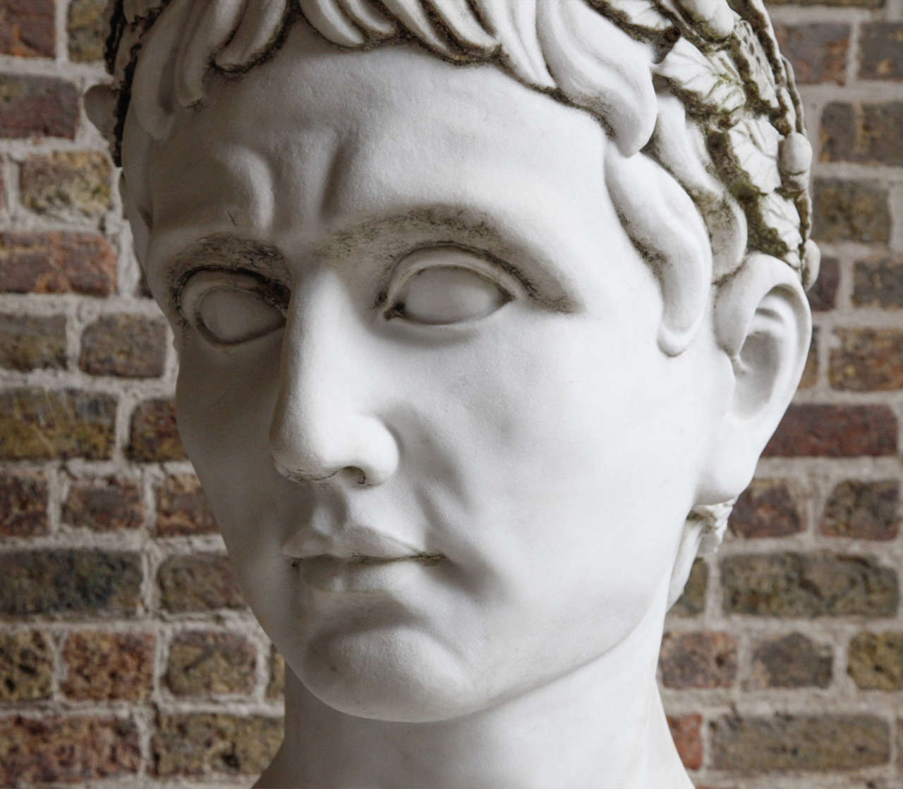A Gigantic Carrara Bust Of Roman Emperor Augustus In Excellent Condition In Sint-Kruis, BE