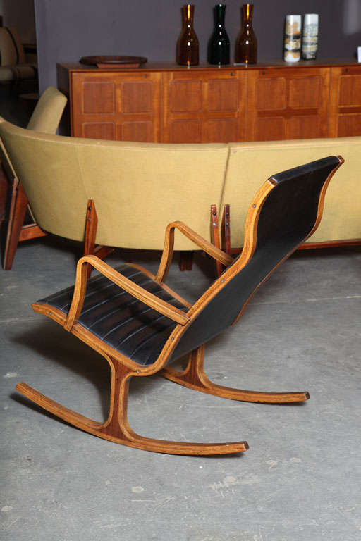 Vintage Japanese Rocking Chair by Kosuga In Excellent Condition In New York, NY