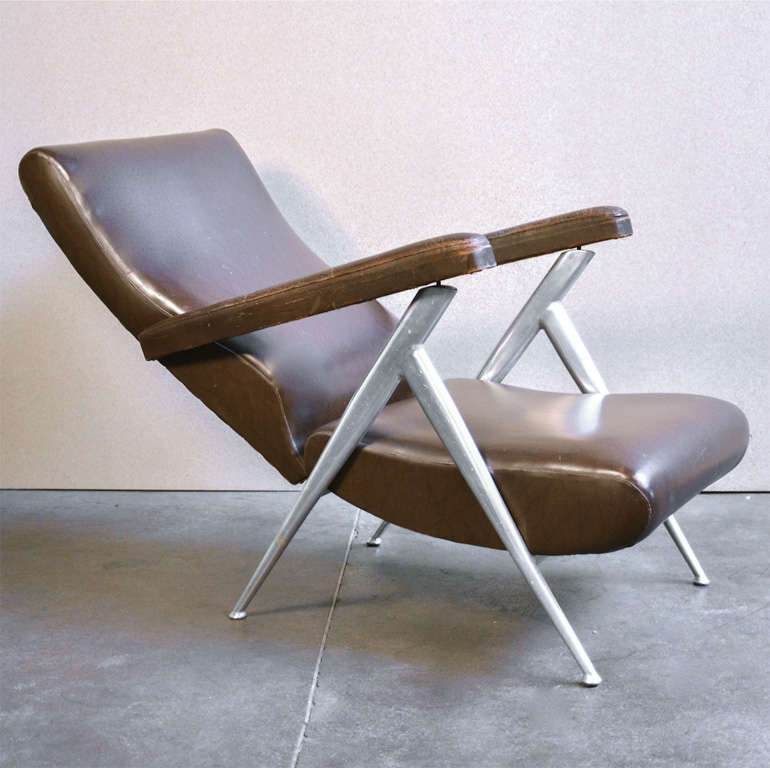 Pair of adjustable lounge chairs