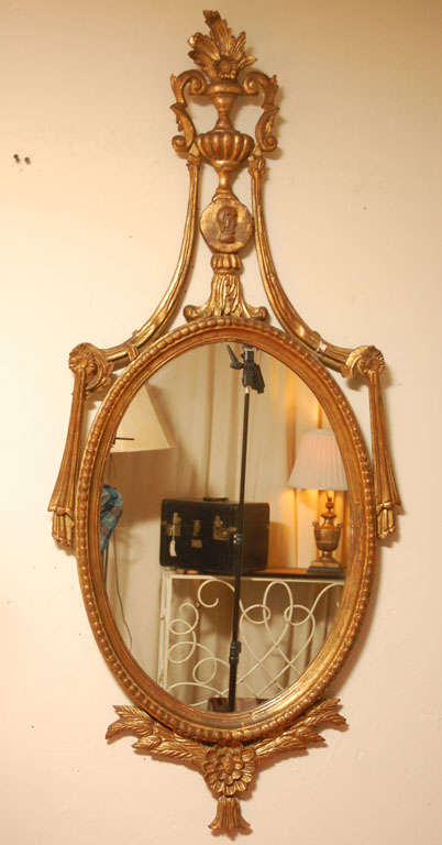 1920'S GILDED HAND CARVED WOOD ITALIAN MIRROR.