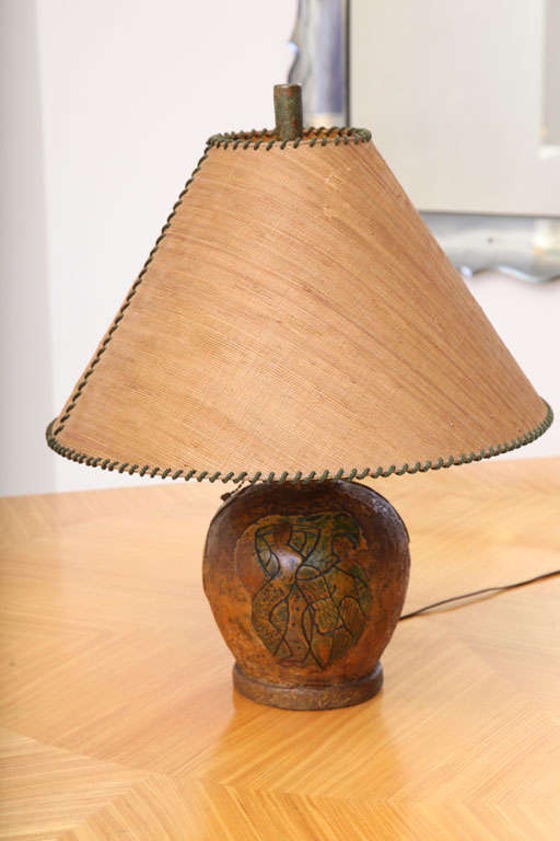 Marianna von Allesch
Ceramic lamp with textured surface and incised decoration of abstract dancers. With original coolie shade.
Signed: Marianna von Allesch
American, c. 1940