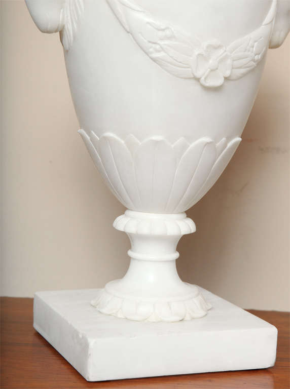 20th Century Pair of  1920-30's, Alabaster, Neoclassical Lamps For Sale