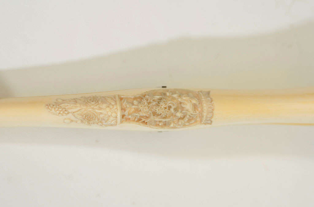 19th Century Chinese Ivory Export Glove Stretch For Sale 1