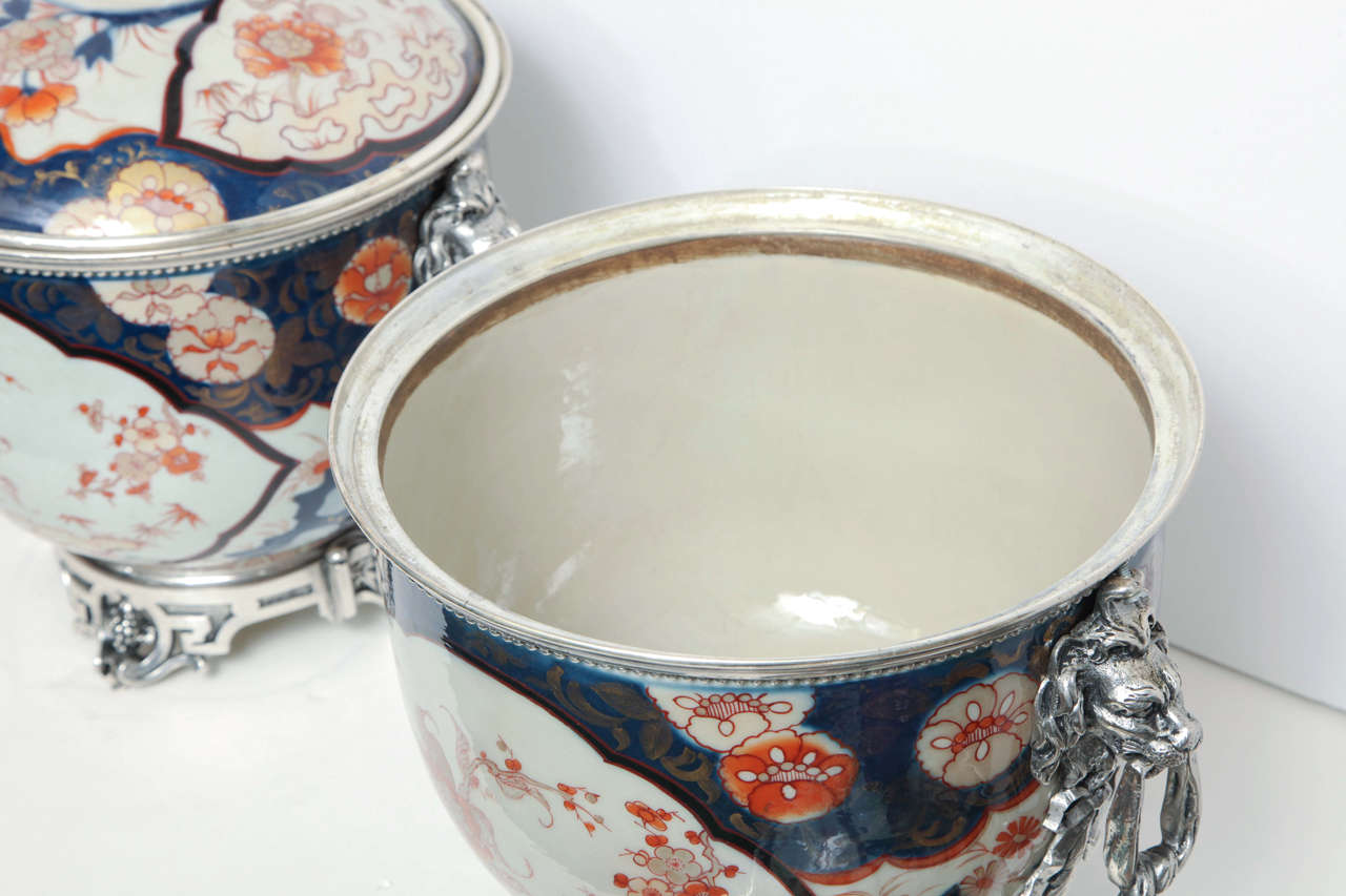 Pair of Imari Porcelain and Silvered Bronze Covered Bowl Centerpieces 3