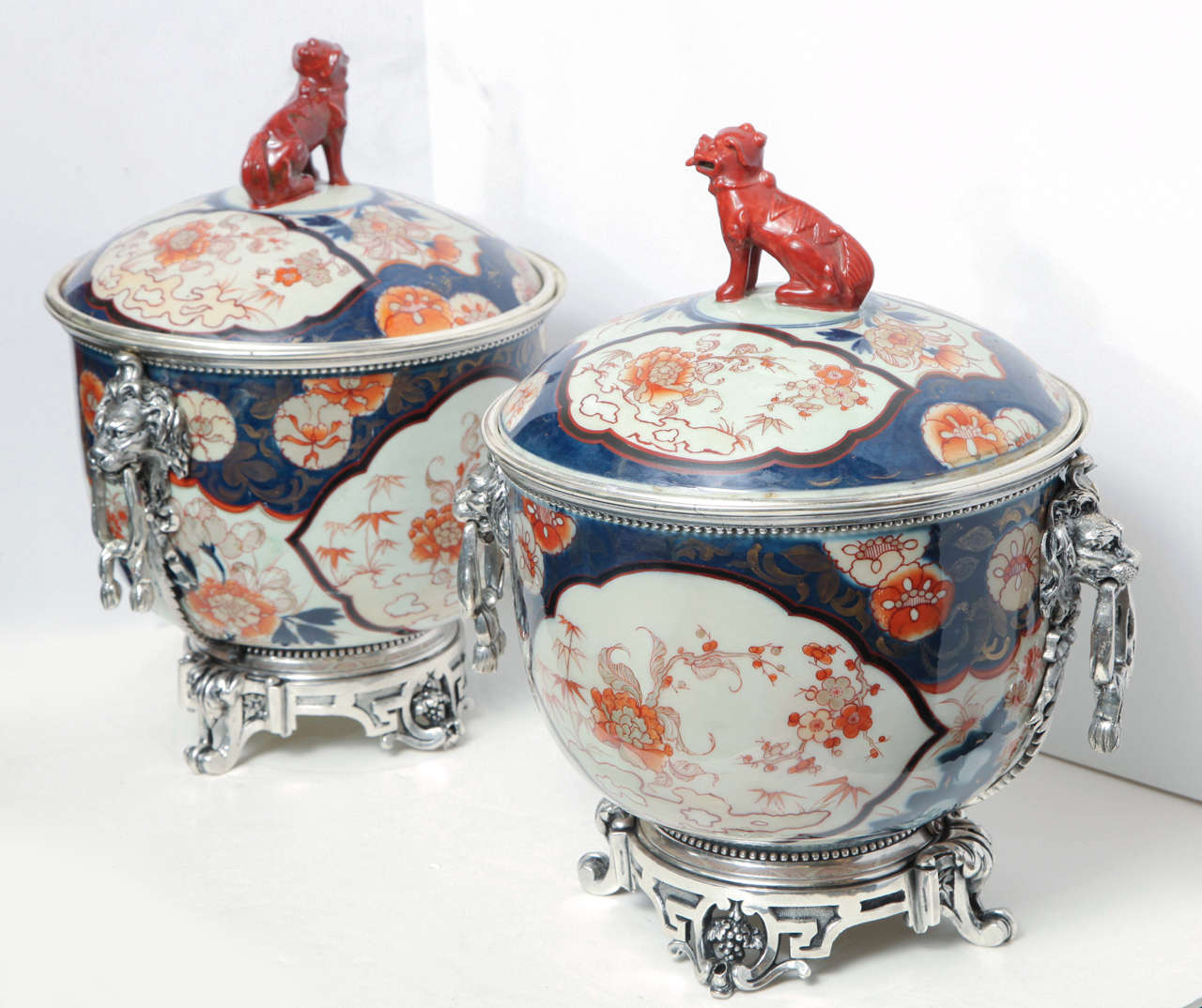 Pair of Imari Porcelain and Silvered Bronze Covered Bowl Centerpieces 4