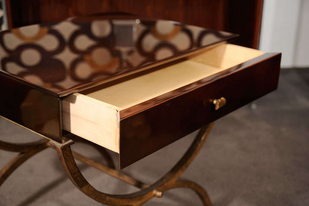 Art Deco Lacquered Side Table 1