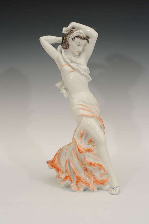 Rosenthal  Figurine  of 1940s Showgirl 1