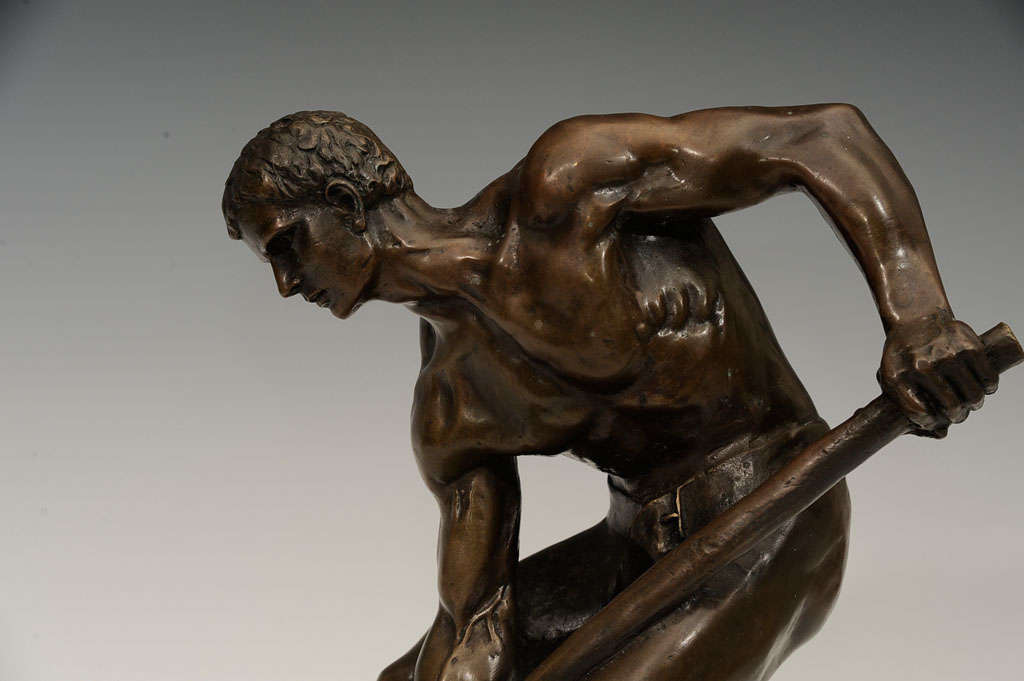 sculpture worker