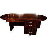 Oval Desk in Mahogany