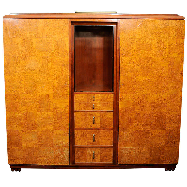 2 door storage cabinet with 4 center draws