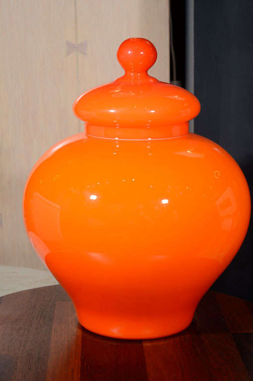 1960s Cased Glass Ginger Jar 4