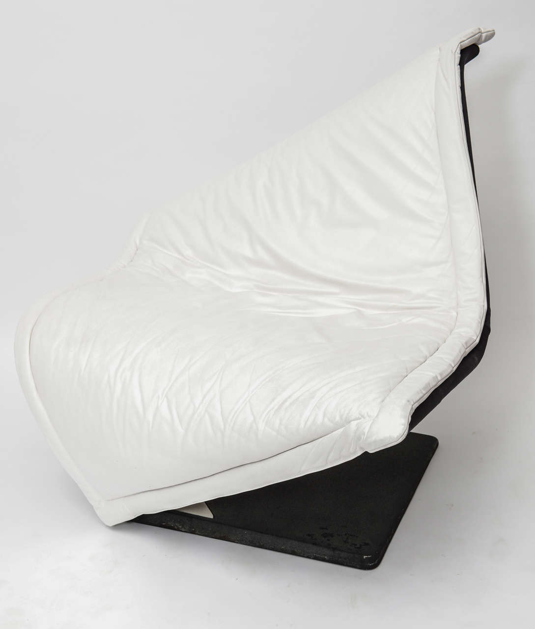 Flying Carpet Lounge Chairs at 1stDibs