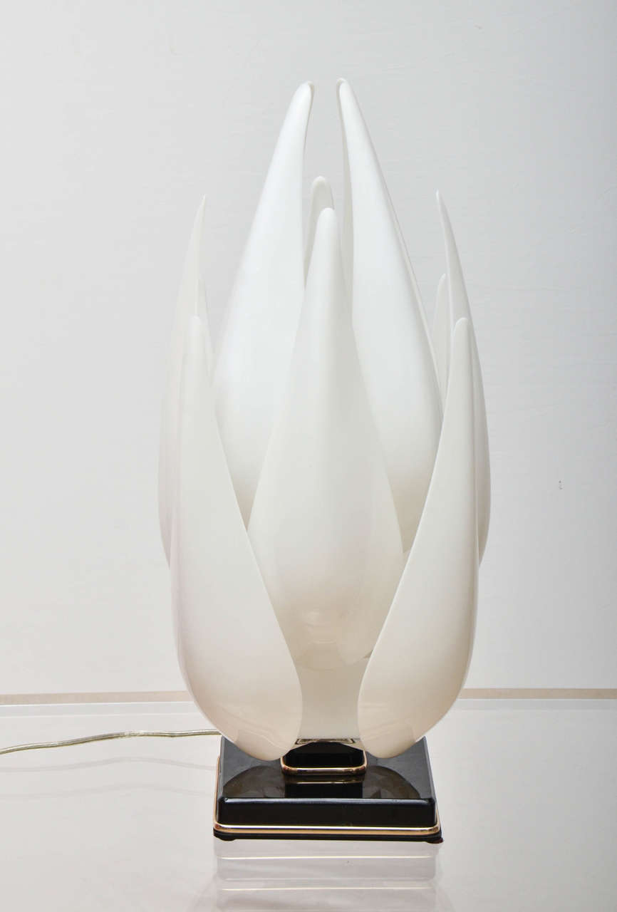 Very attractive Rougier acrylic "Tulip Petal" lamp.