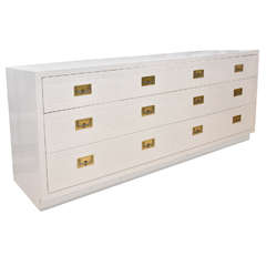 Very Attractive Vintage White Lacquer Commode by Henredon