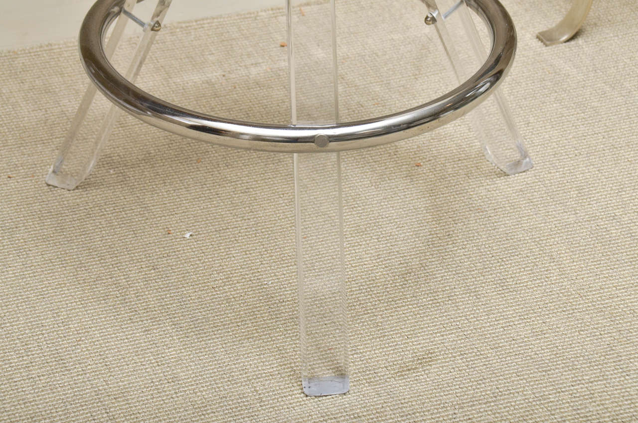 Beautiful Vintage Oval Lucite Bar with Two Bar Stools 5