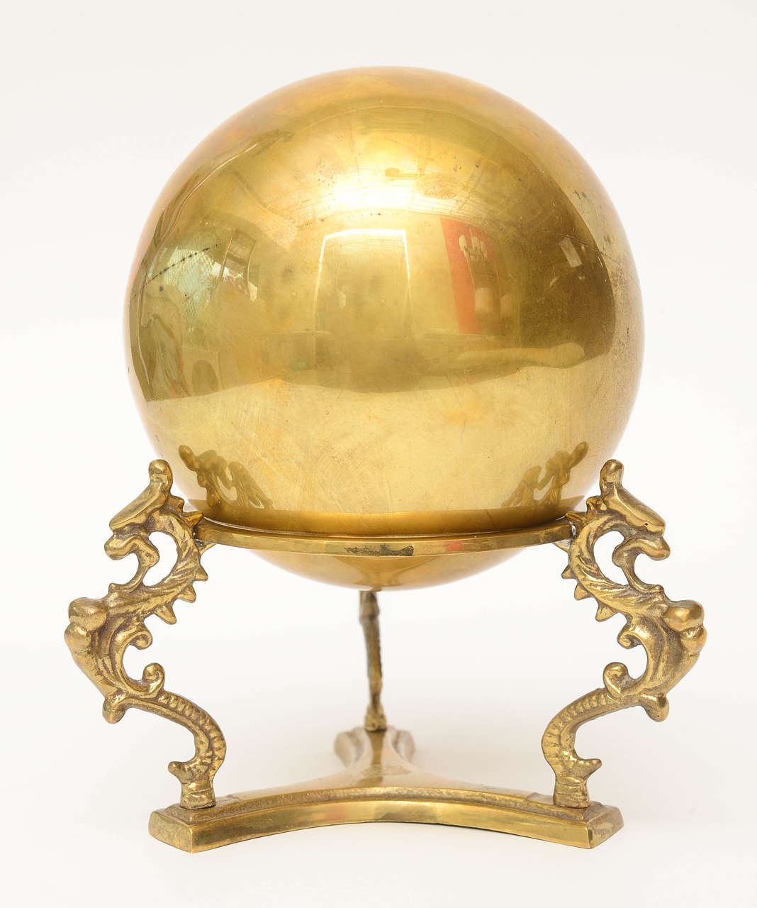brass sphere stand