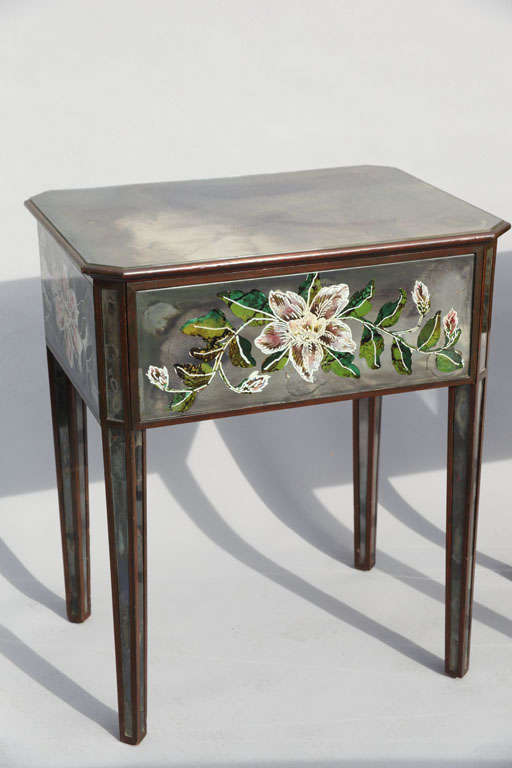 Italian Pair of Mirrored Églomisé  End Tables