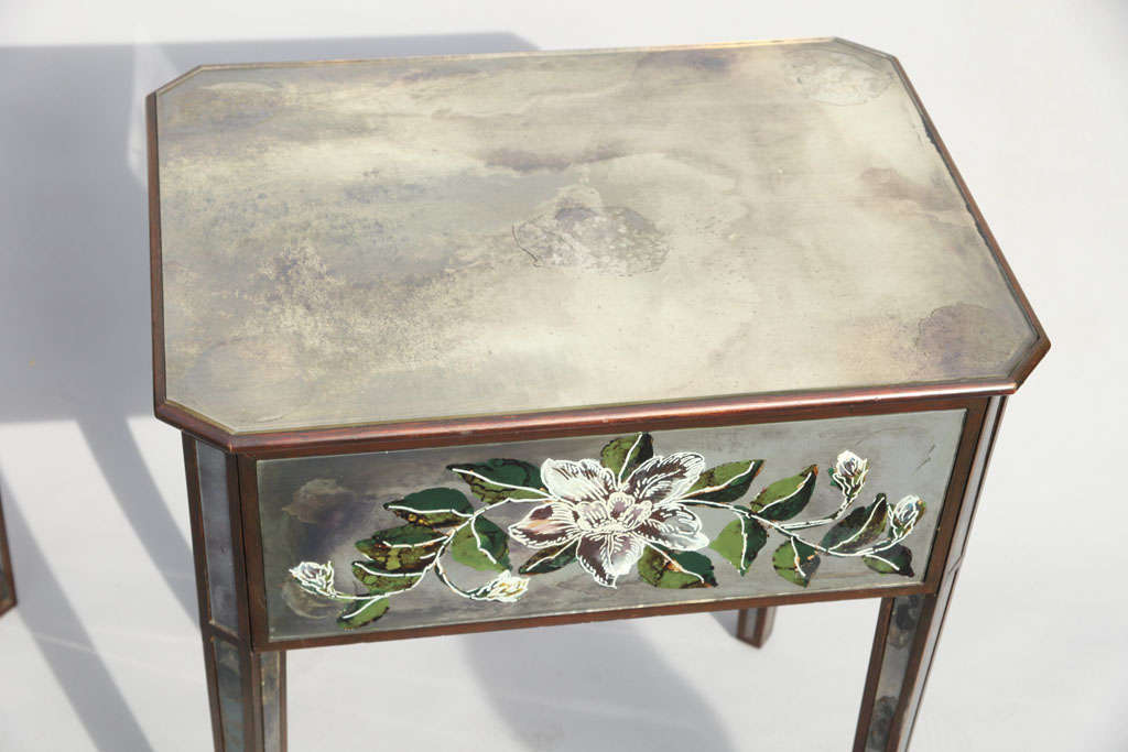 Pair of Mirrored Églomisé  End Tables 1