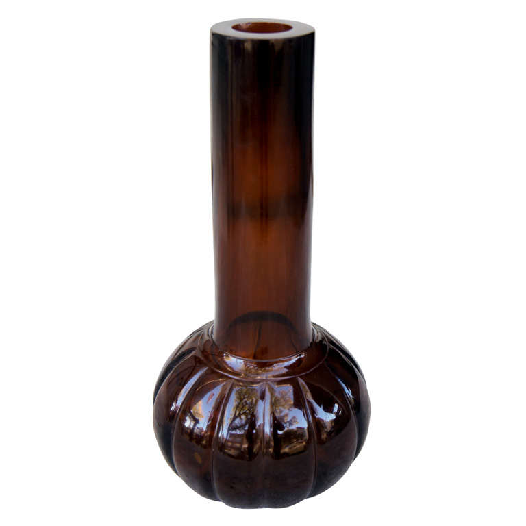 A Fine Chinese Peking Glass Vase
