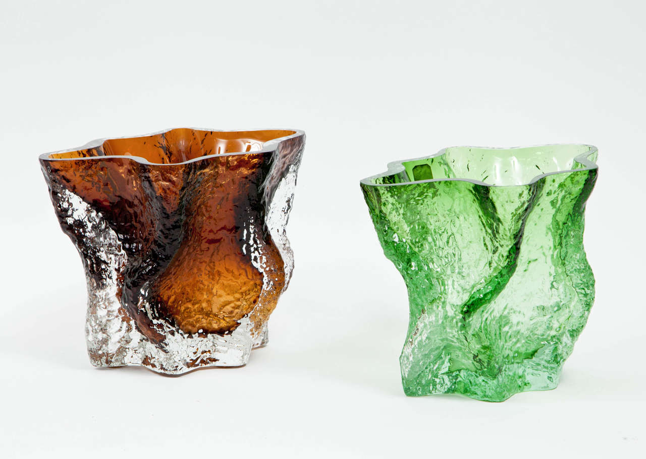 Clear glass with an ice pattern lined in colored glass in deep brown. By Kai Blomquist for Riihimäki, Finland, 1968. Signed in diamond point on underside. 

This item can be seen at our showroom, 1stDibs@NYDC, 200 Lexington Avenue, Tenth Floor.