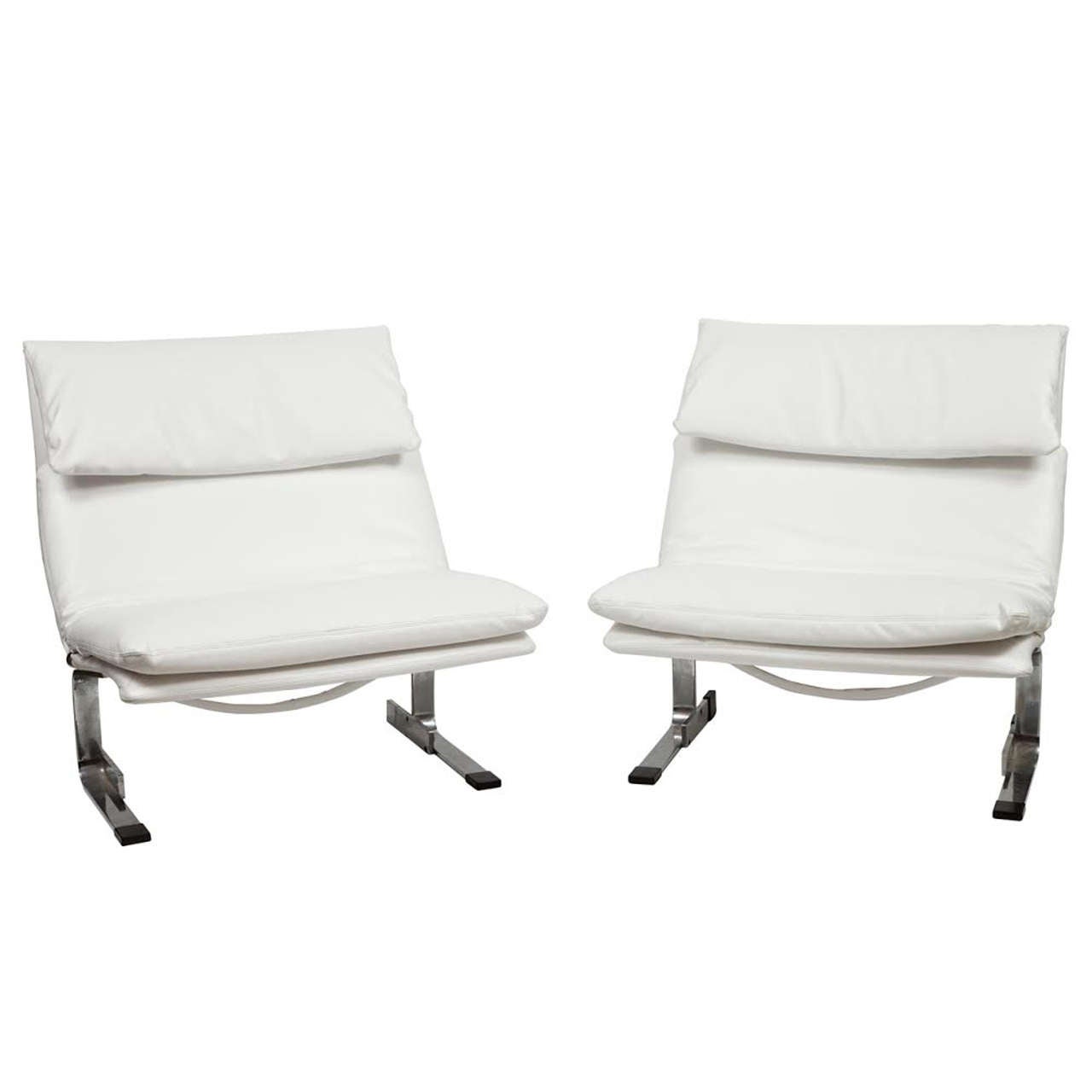 Pair of Saporiti Italia "Onda" Lounge Chairs, Signed