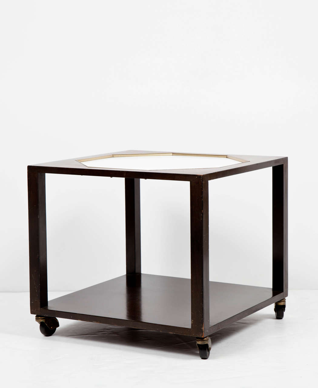 Walnut End Table with White Inset Top in the Manner of Harvey Probber In Good Condition For Sale In New York, NY