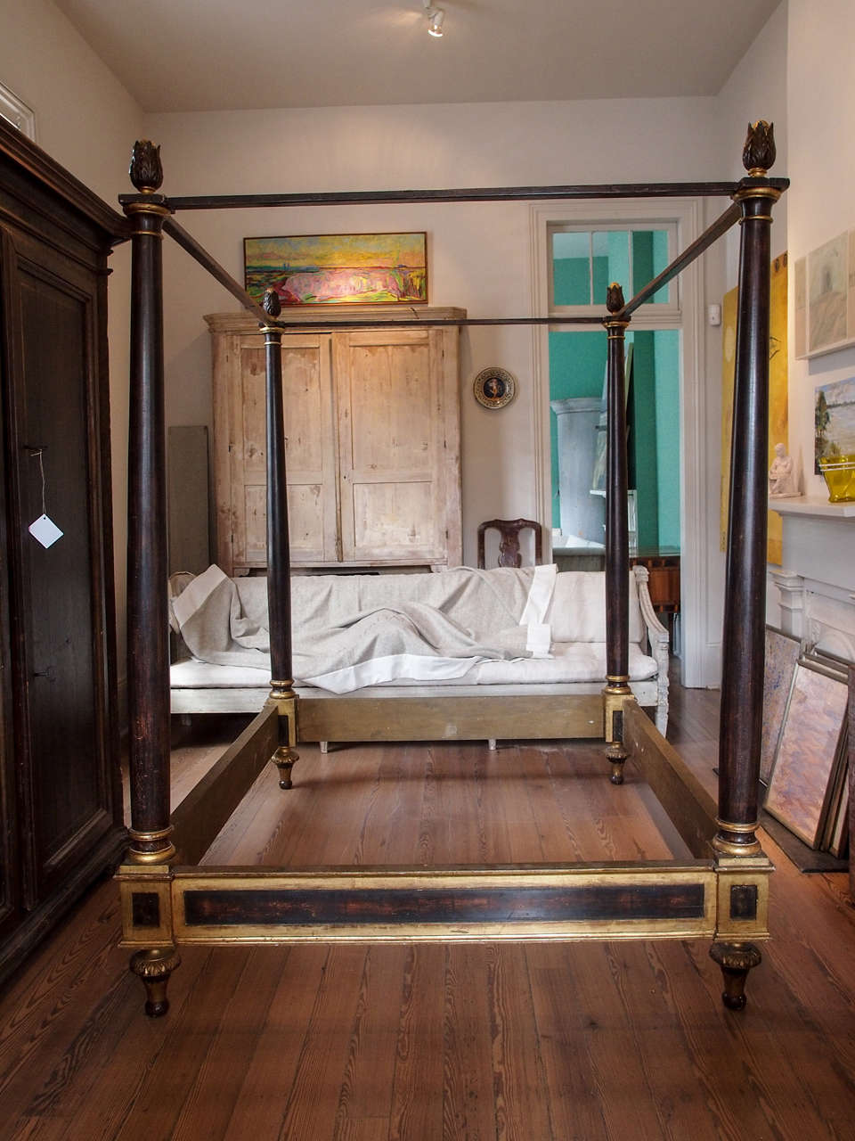 18th-century Italian bed