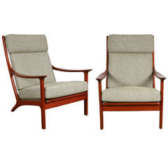 A Pair of Danish Lounge Chairs attributed to Arne Vodder