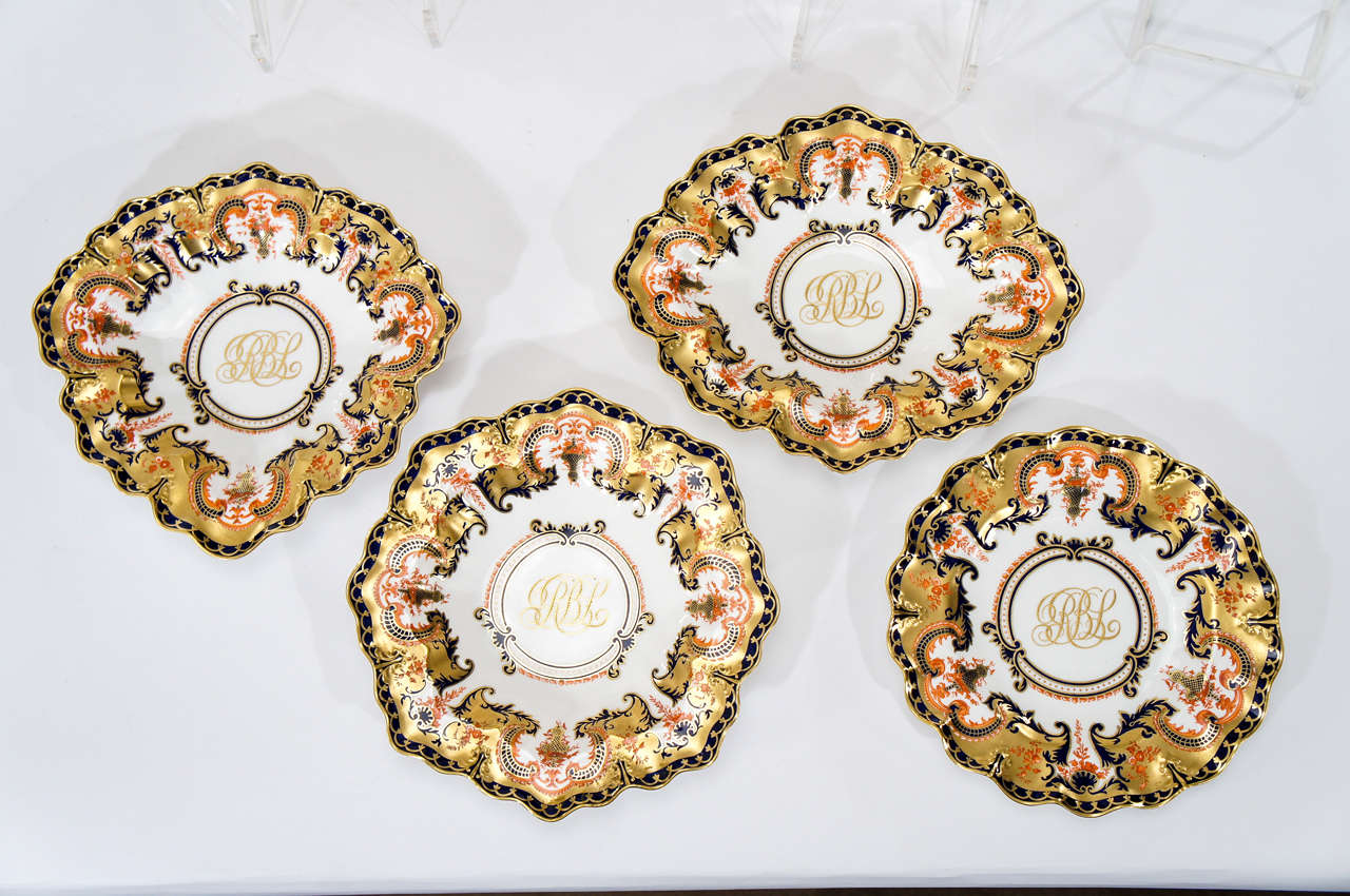 Service à dessert Royal Crown Derby « Imari » de 16 pièces avec or en vente 3