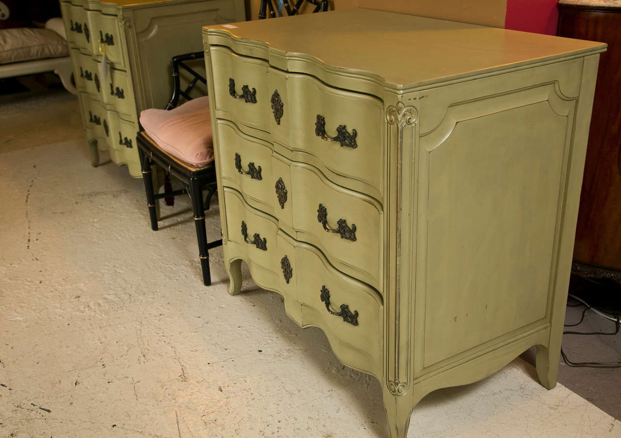 American Pair of French Provincial Green Painted Chests Of Drawers With Serpentine Top