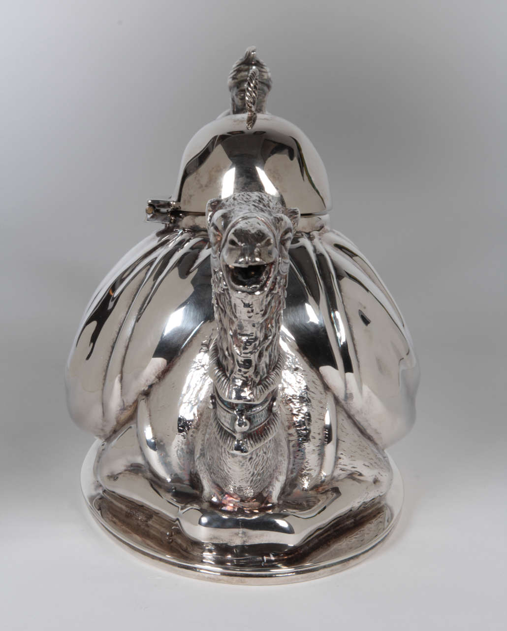 Aesthetic Movement Karawan Silverplate Teapot Mariage Freres 20th Century For Sale