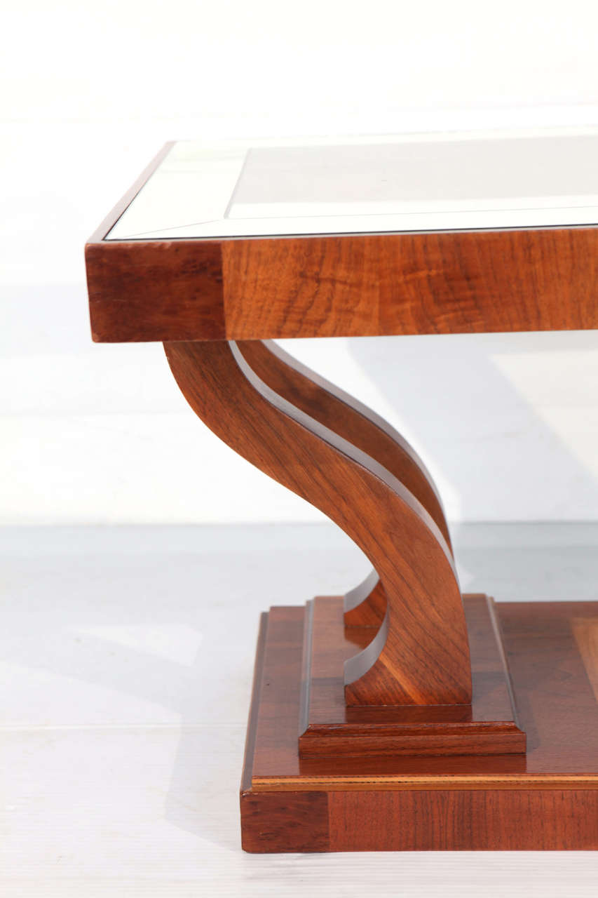Mid-20th Century Beautiful Art Deco Coffee Table