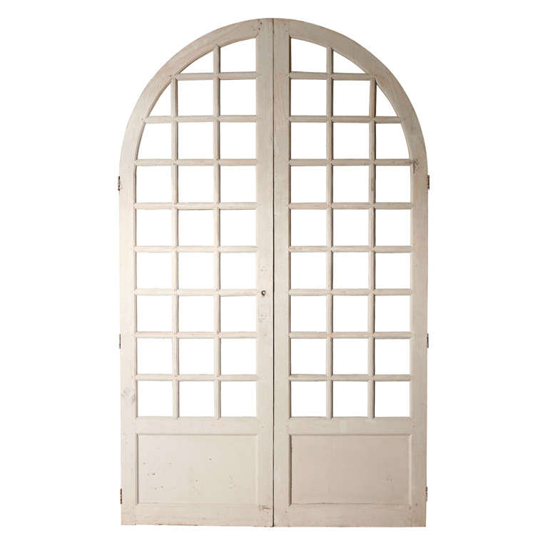 What is a curved door called?