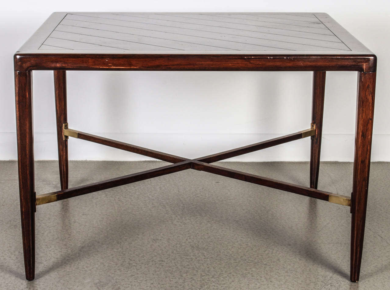 Mid-Century Modern Rosewood Mid Century Cocktail Table For Sale