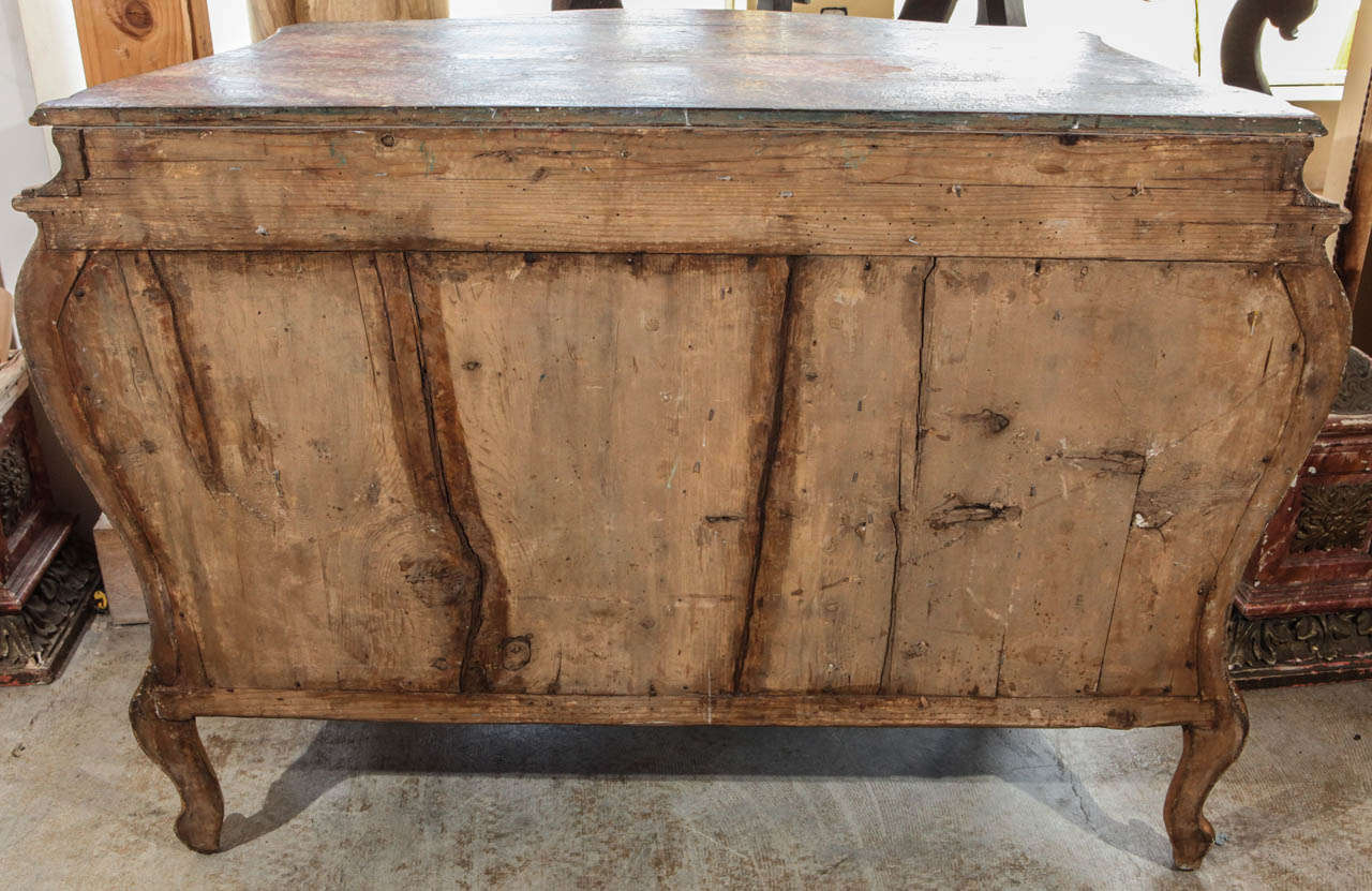 18th Century Venetian Bombay Commode 1