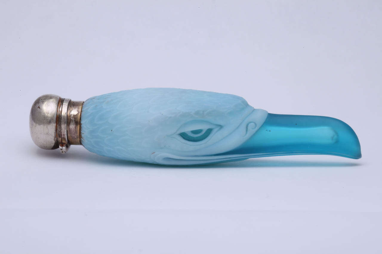 19th Century An Important Thomas Webb & Sons Falcon's Head Scent Bottle For Sale