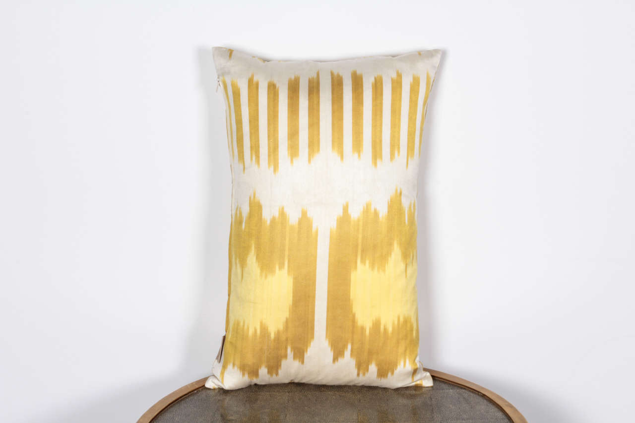 Mustard Yellow Silk and Cotton Pillow In Excellent Condition In New York, NY