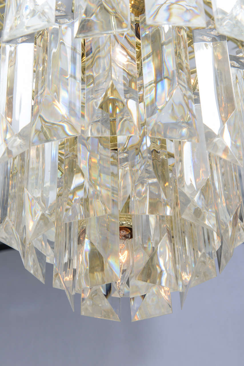 Six-Tier Brass and Lucite Chandelier In Good Condition In West Palm Beach, FL