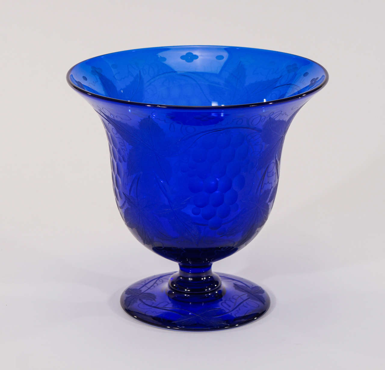 Pairpoint kobaltblau graviert "Vintage" Muster Fuß Punchbowl