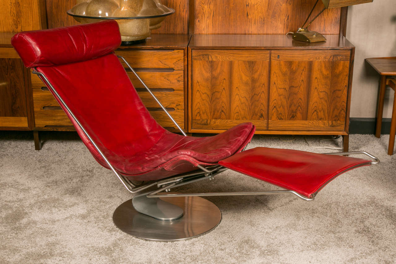 Pair of Stainless Steel and Red Leather Armchairs For Sale 2