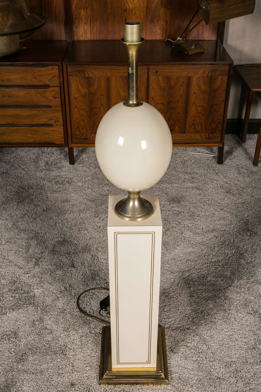 Large Lacquered Wood and Gilded Metal Table Lamp, 1970-1980 For Sale 2