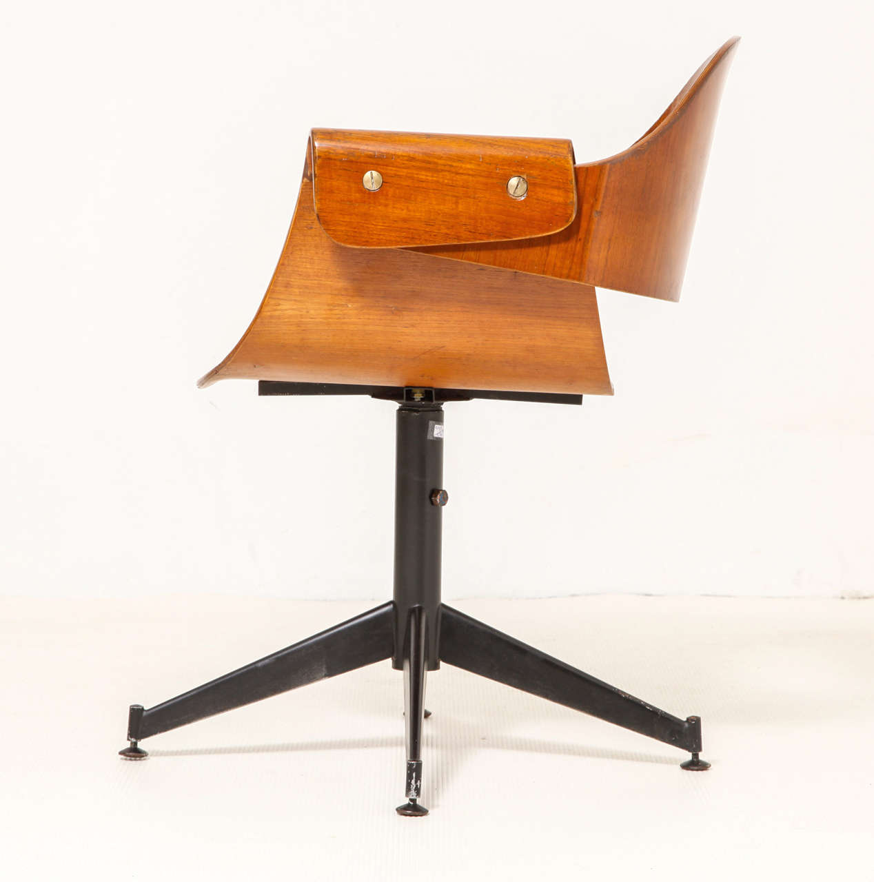 Italian Carlo Ratti Swivel Chair