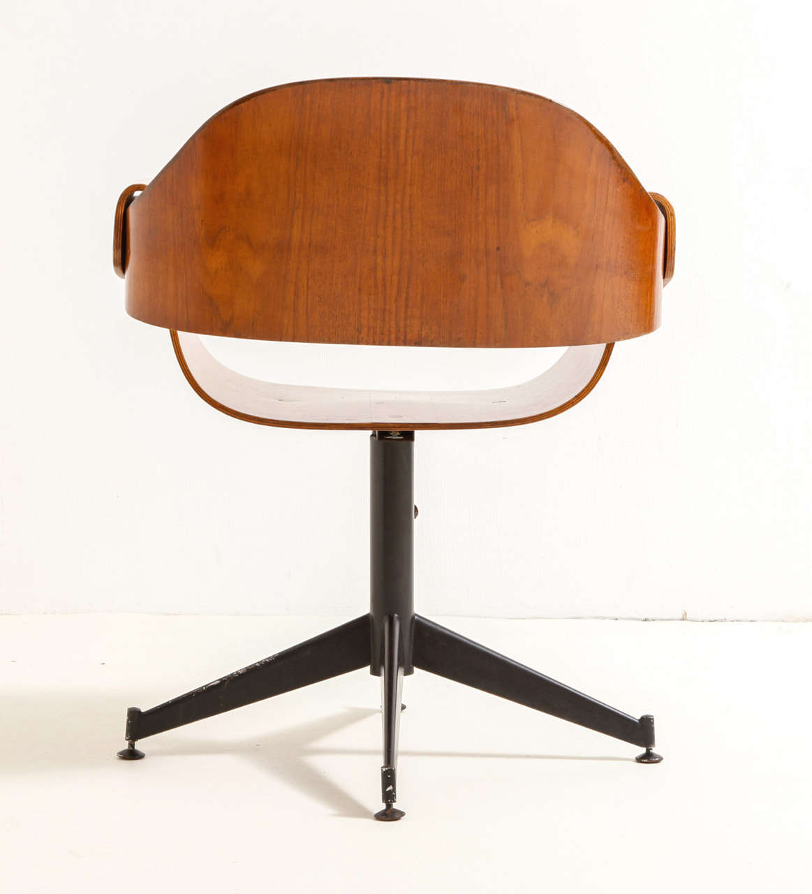 Carlo Ratti Swivel Chair In Excellent Condition In Antwerp, BE