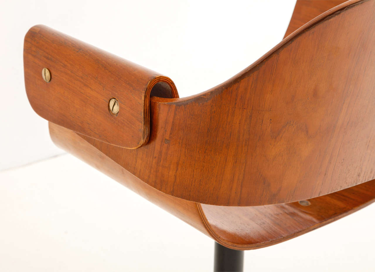 Mid-20th Century Carlo Ratti Swivel Chair