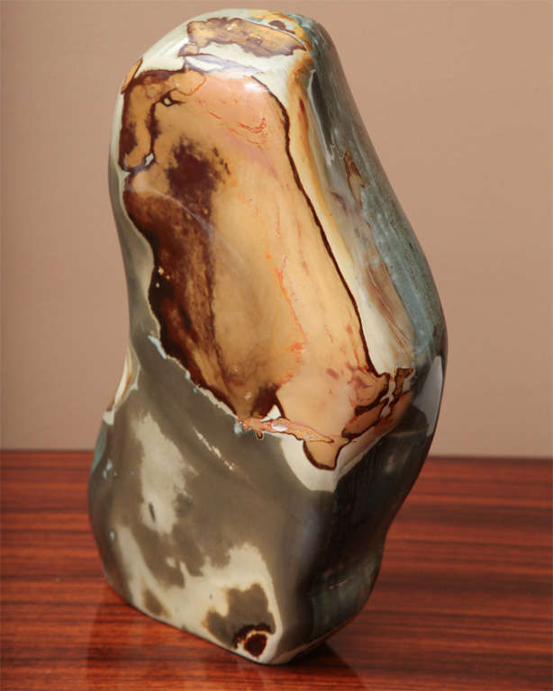 Beautiful Jasper  Stone Ornamental  Sculpture For Sale 1