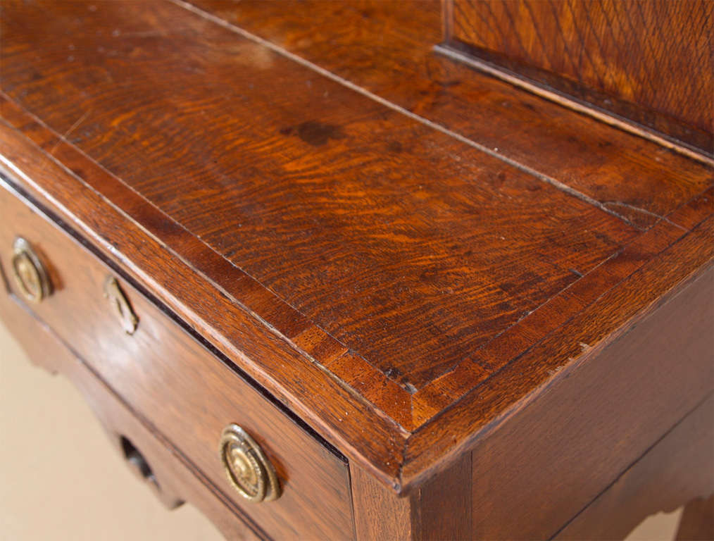 Antique  Welsh  Dresser In  Oak  Wood For Sale 2