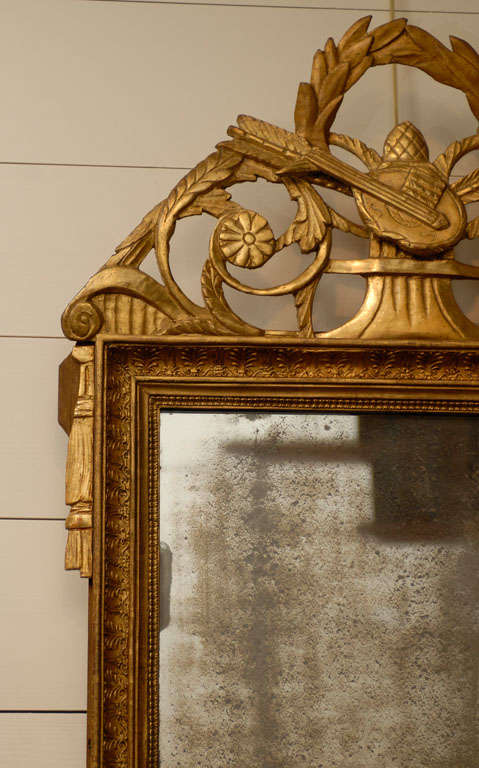 French Louis XVI Period Late 18th Century Giltwood Mirror with Carved Crest 2