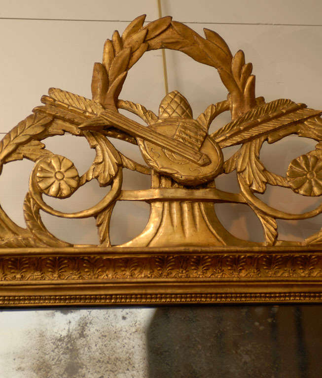 French Louis XVI Period Late 18th Century Giltwood Mirror with Carved Crest 4