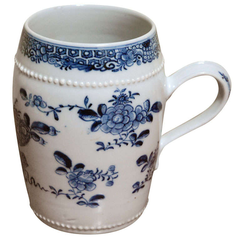 A Chinese Export Blue and White Porcelain Mug For Sale